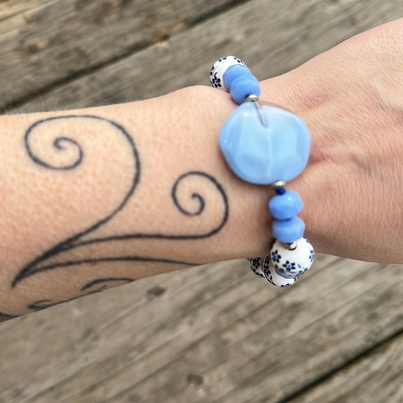 Floral 3 magnetic bracelet - Picture 4 of 5